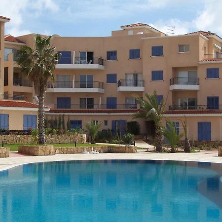King'S Palace Apartment Paphos Exterior photo