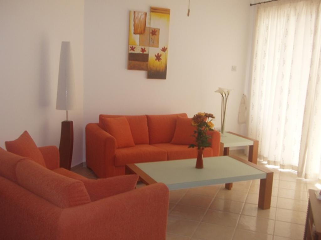 King'S Palace Apartment Paphos Room photo