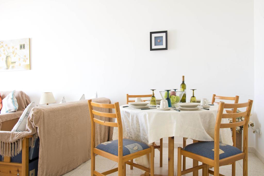 King'S Palace Apartment Paphos Exterior photo